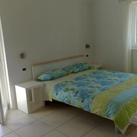 Apartments Villa Ina Brsec Room photo