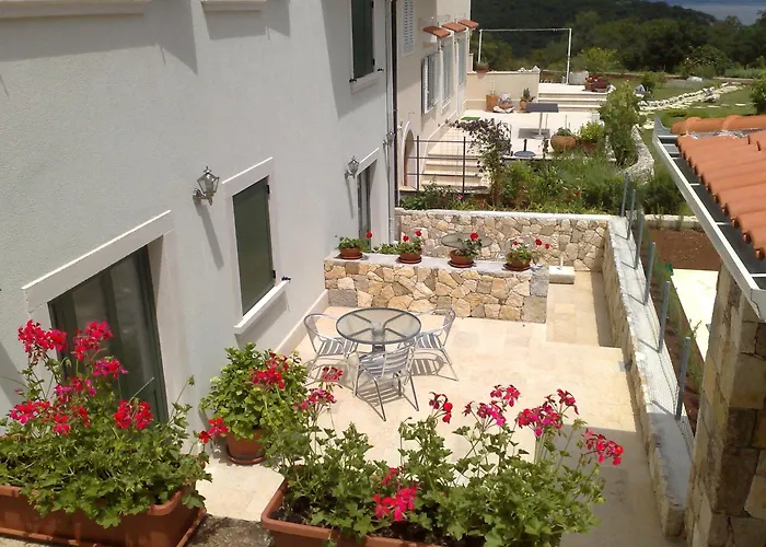 Apartments Villa Ina
