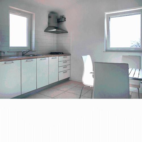 Ina Apartment Brsec
